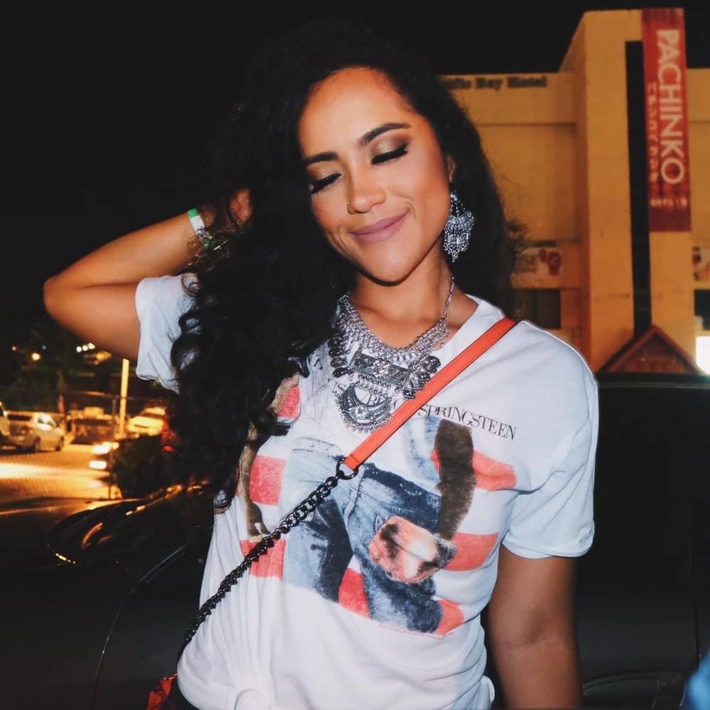 Meet your Posher, Ana